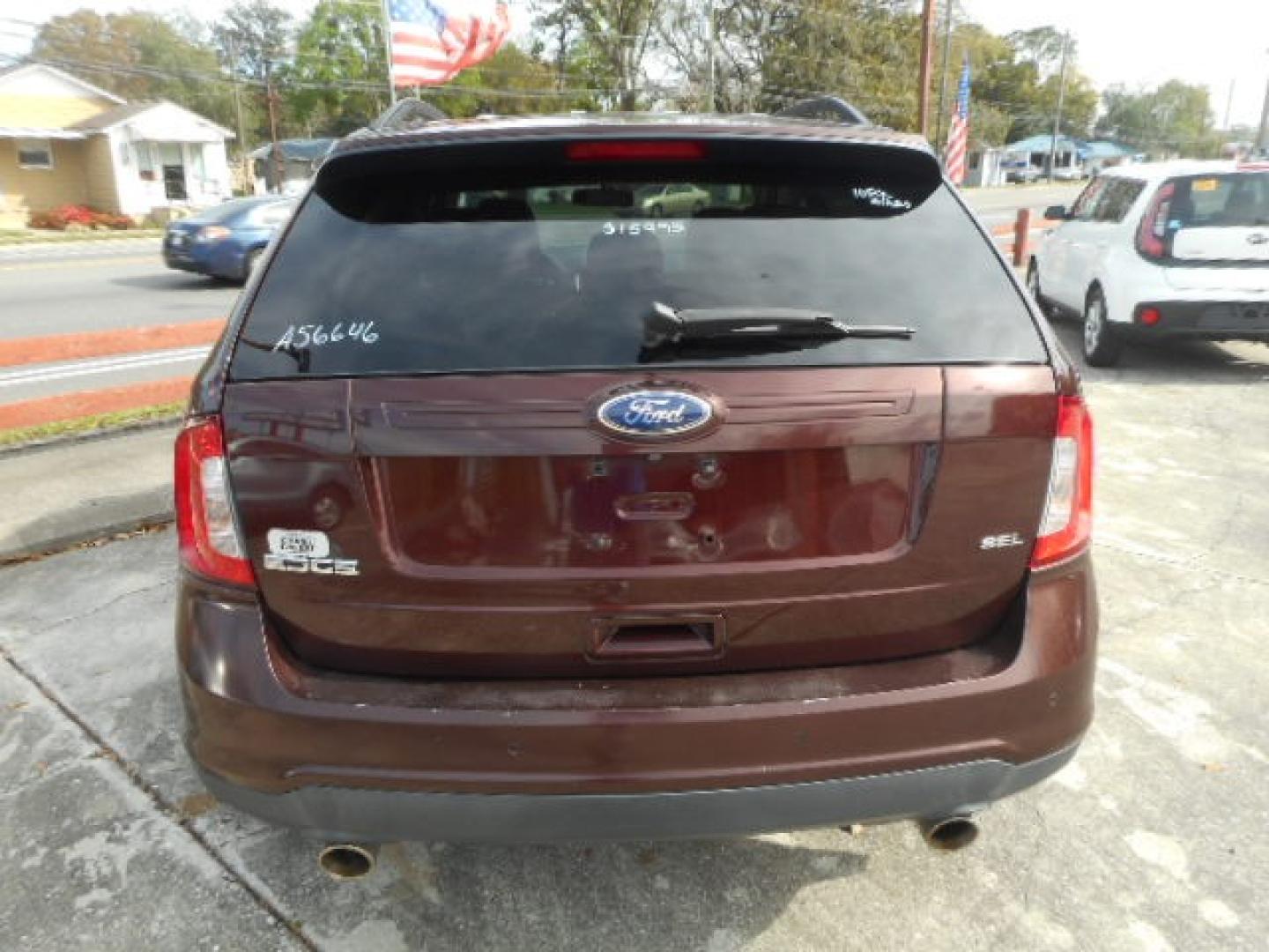 2012 RED FORD EDGE SEL (2FMDK3JC1CB) , located at 10405 Abercorn Street, Savannah, GA, 31419, (912) 921-8965, 31.988262, -81.131760 - Photo#6